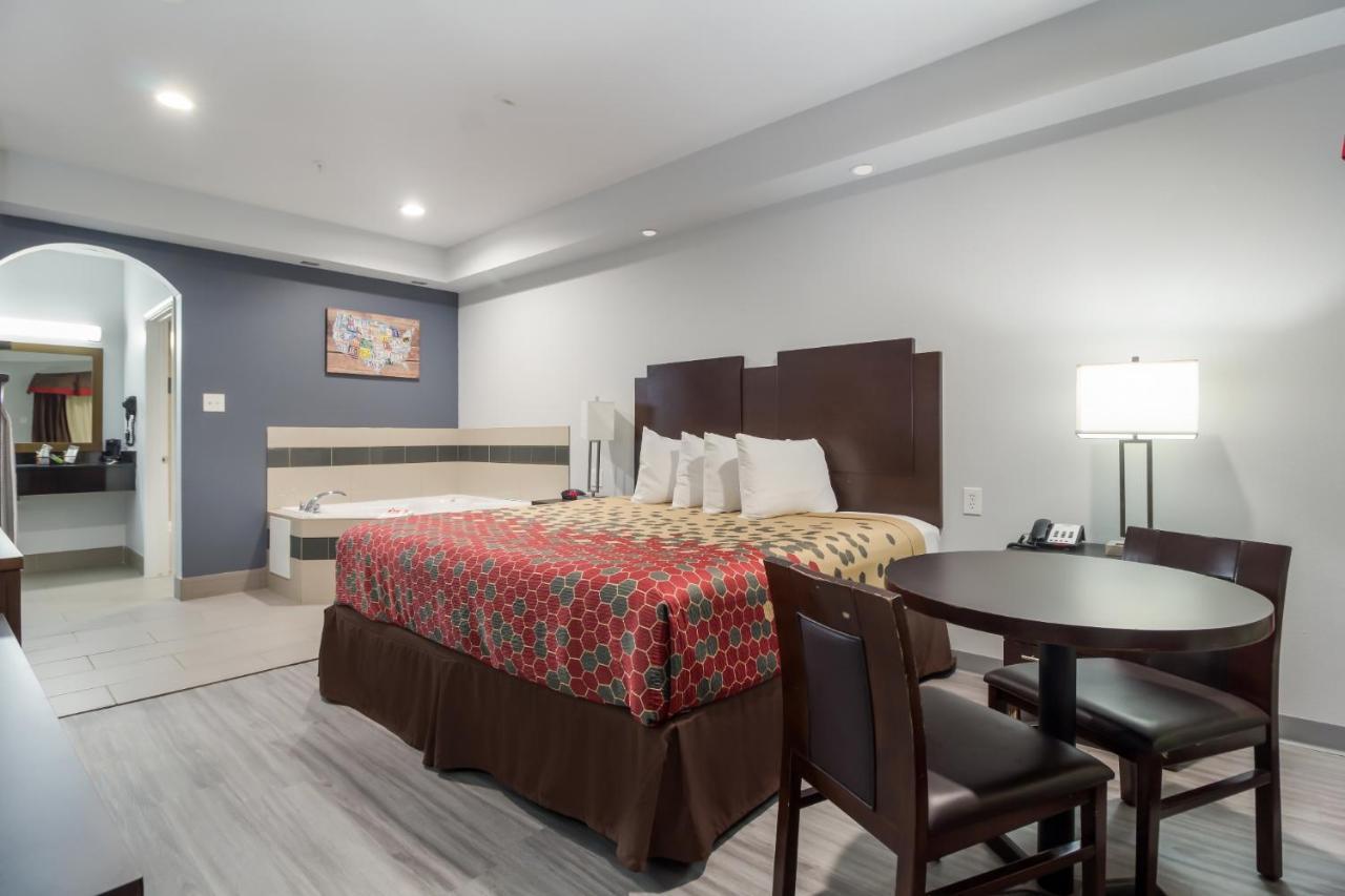 Scottish Inns & Suites Spring - Houston North Exterior photo