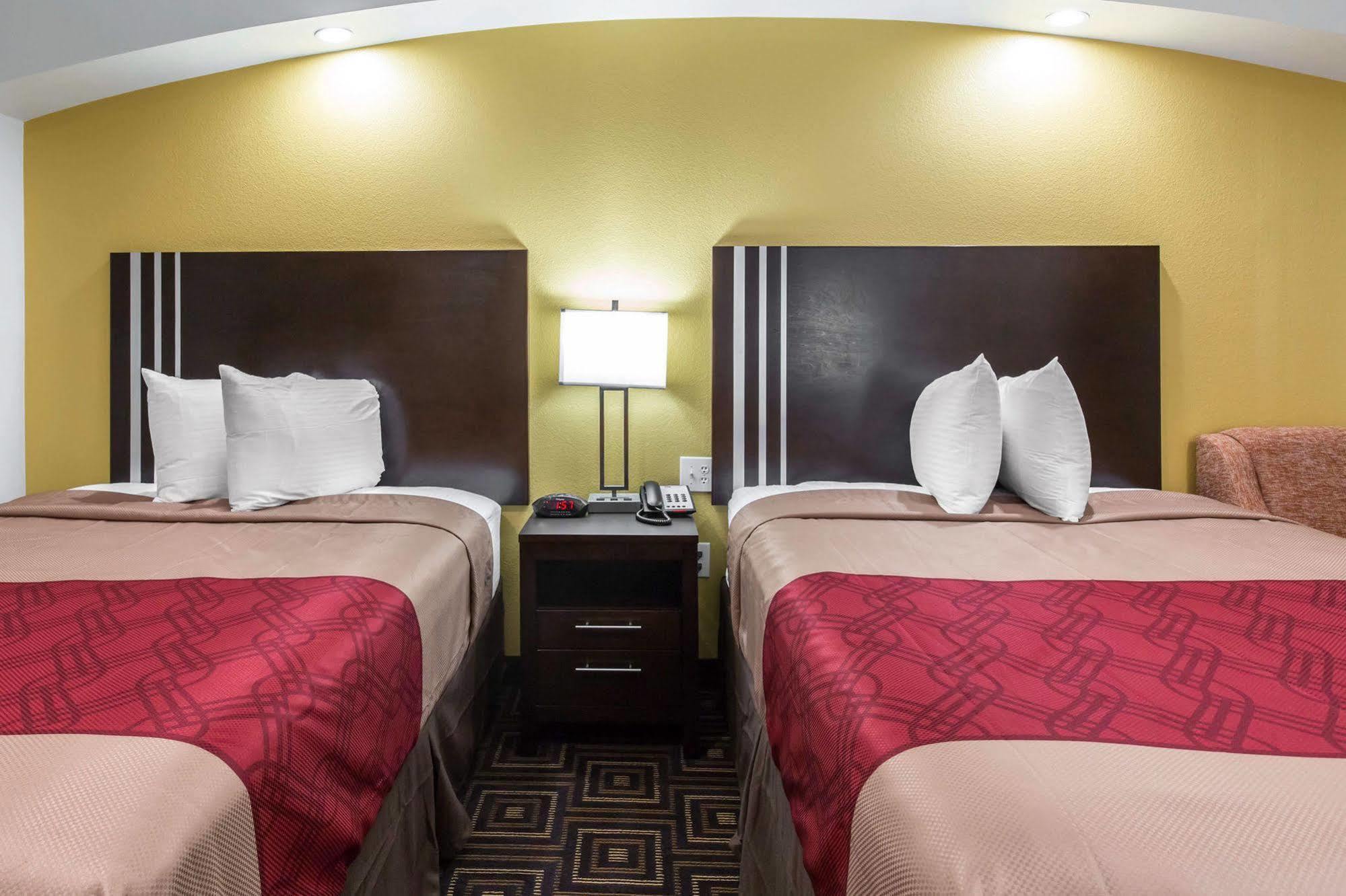 Scottish Inns & Suites Spring - Houston North Exterior photo