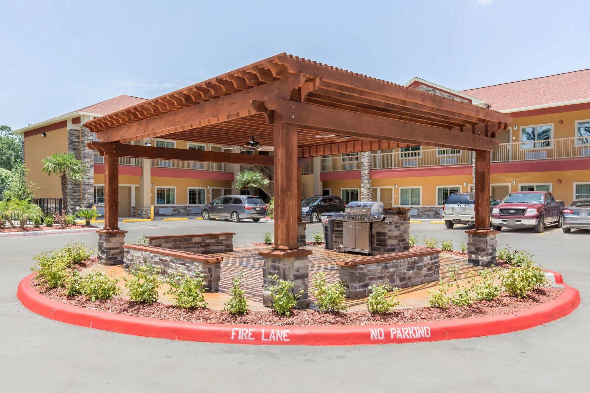 Scottish Inns & Suites Spring - Houston North Exterior photo