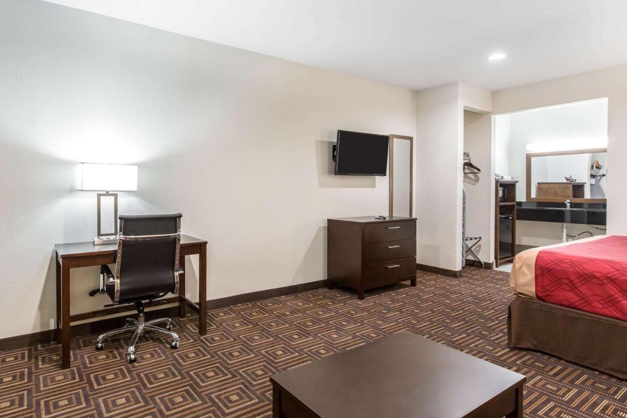 Scottish Inns & Suites Spring - Houston North Exterior photo